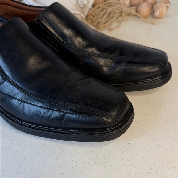 Johnston & Murphy 11 XW Stanton Waterproof Sheepskin Dual Width Shoes - Picture 9 of 12